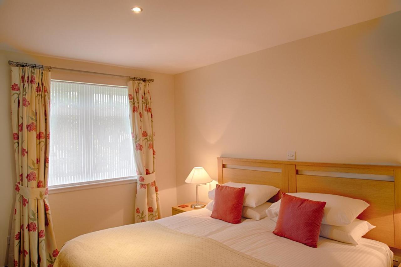 Links Apartment Brora Bagian luar foto