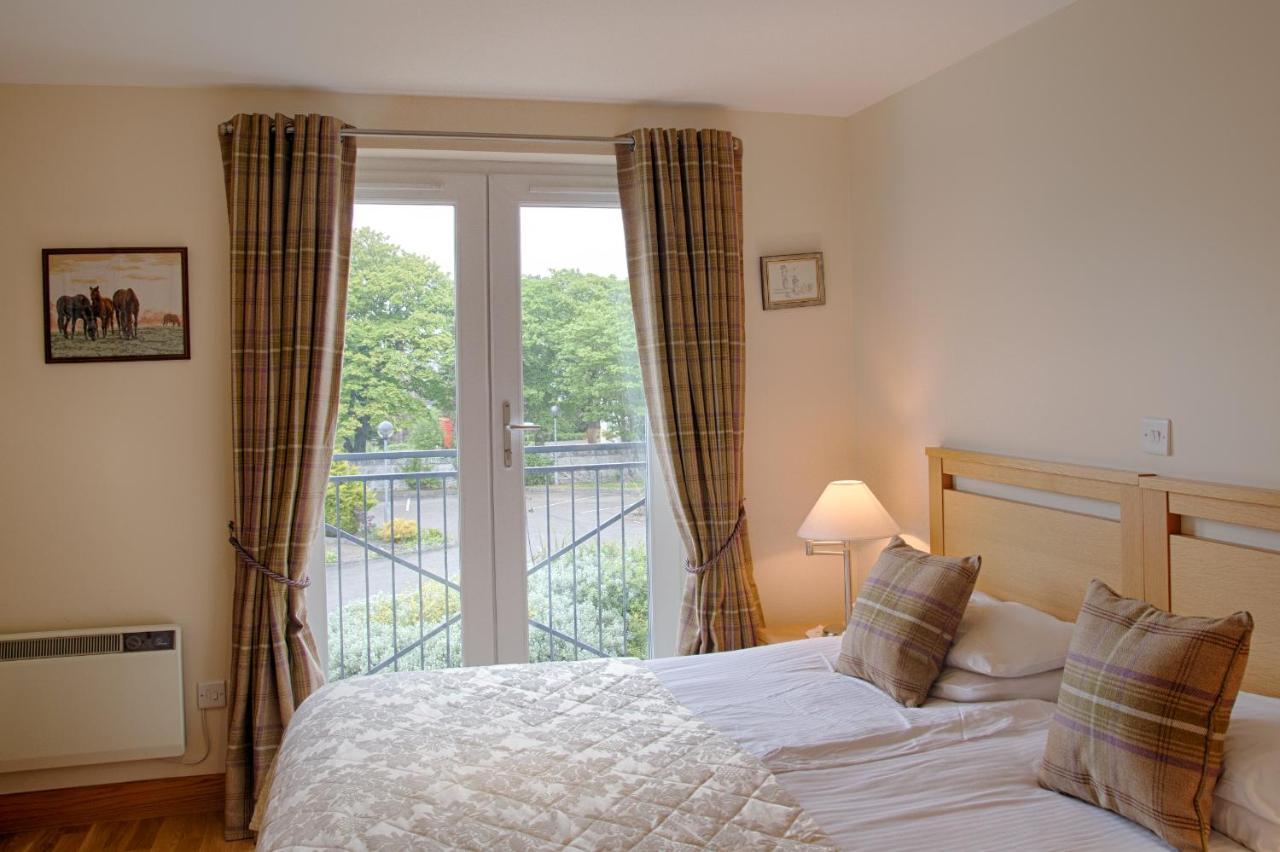 Links Apartment Brora Bagian luar foto