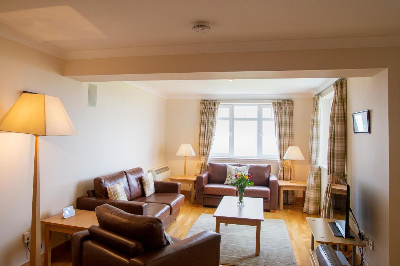 Links Apartment Brora Bagian luar foto