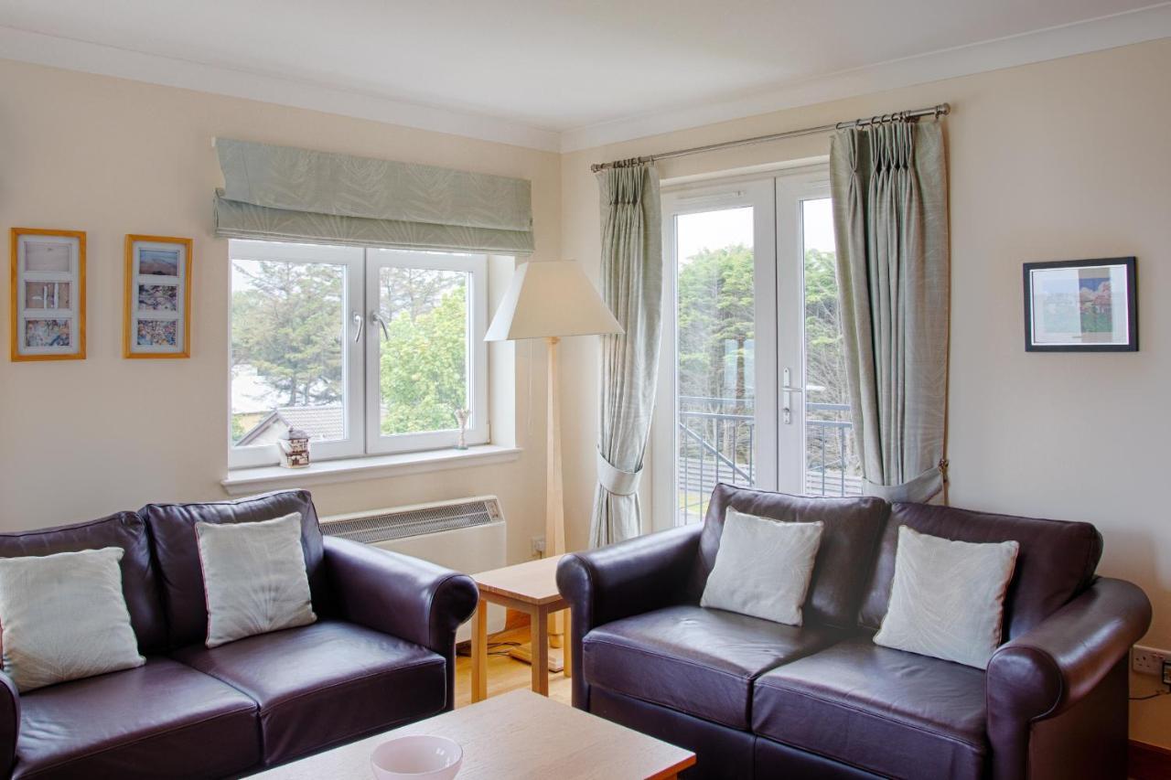 Links Apartment Brora Bagian luar foto