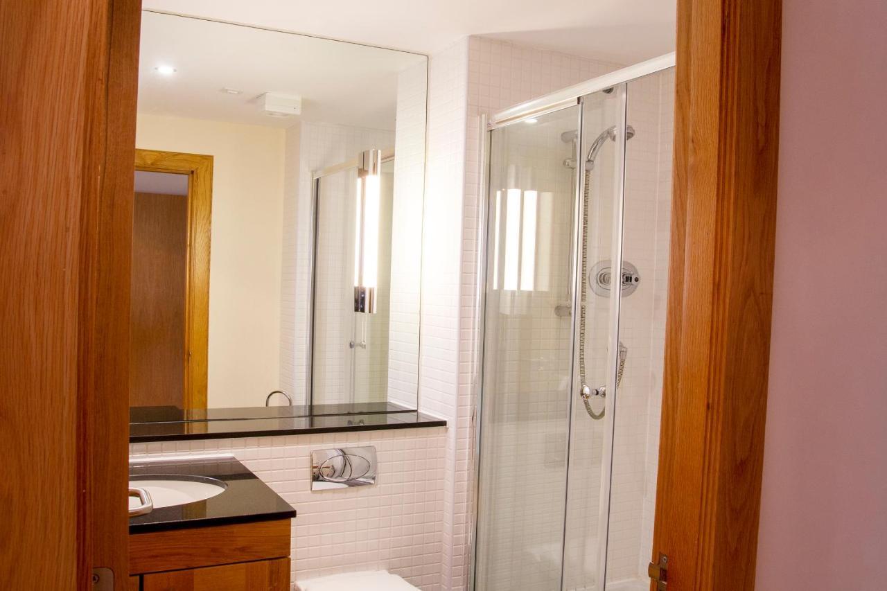 Links Apartment Brora Bagian luar foto