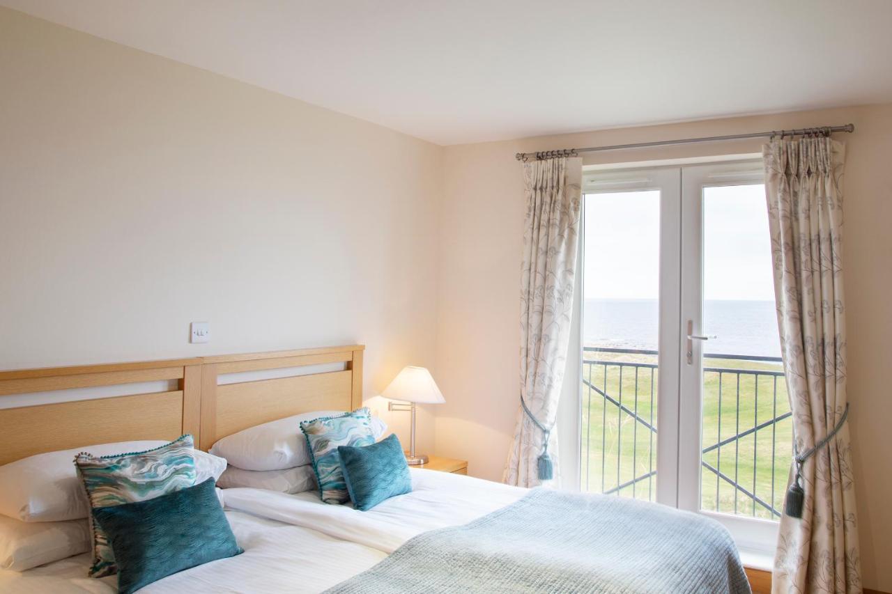 Links Apartment Brora Bagian luar foto
