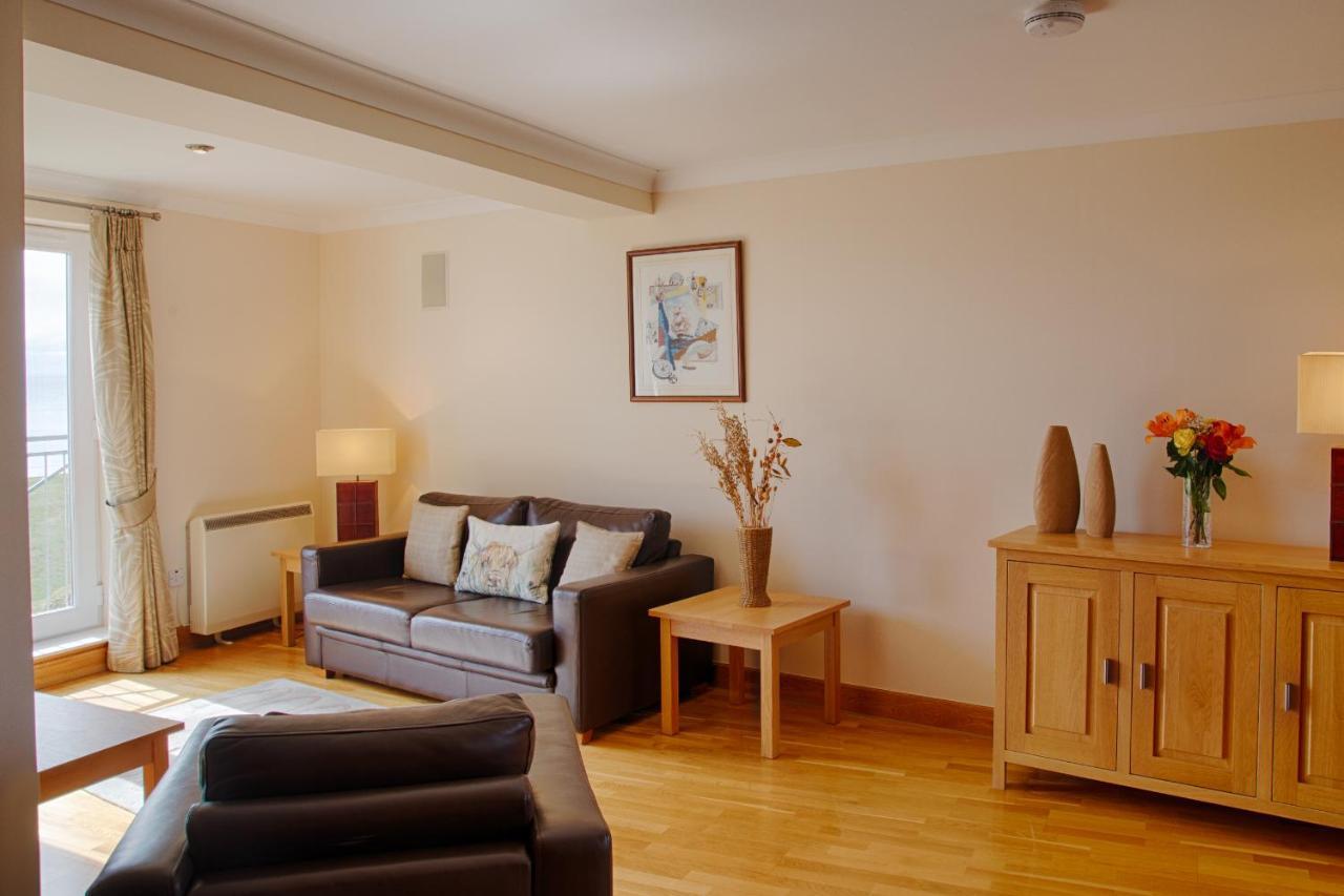 Links Apartment Brora Bagian luar foto