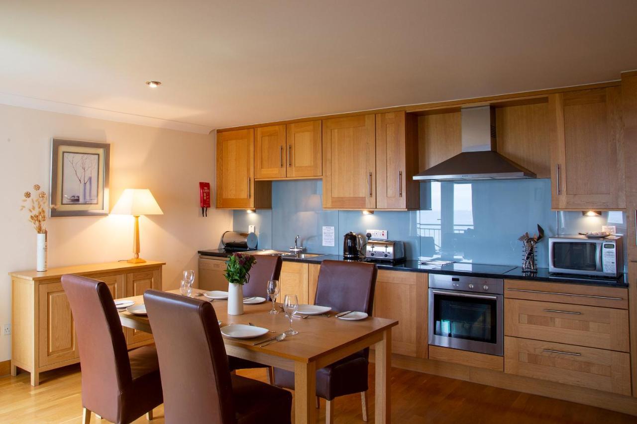 Links Apartment Brora Bagian luar foto
