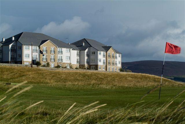 Links Apartment Brora Bagian luar foto